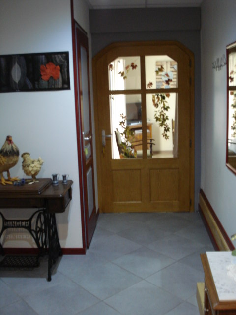 Hall .Entrée grande chambre
